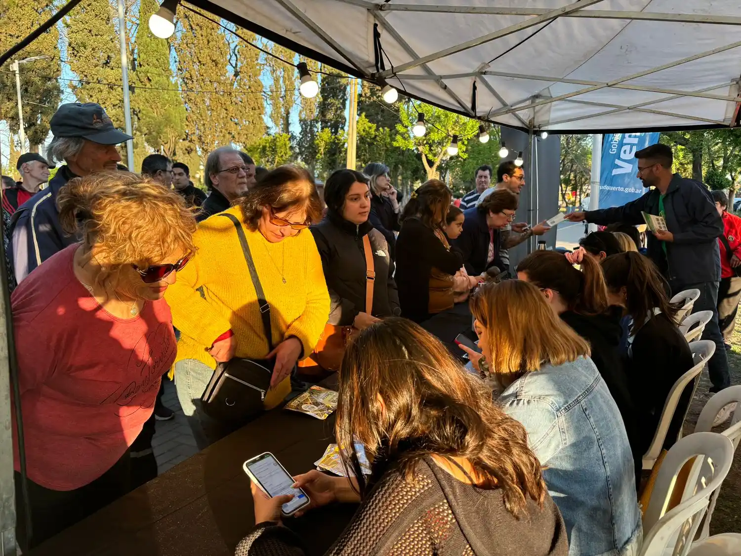 El Parque municipal fue el lugar donde se llevó adelante la entrega de semillas.