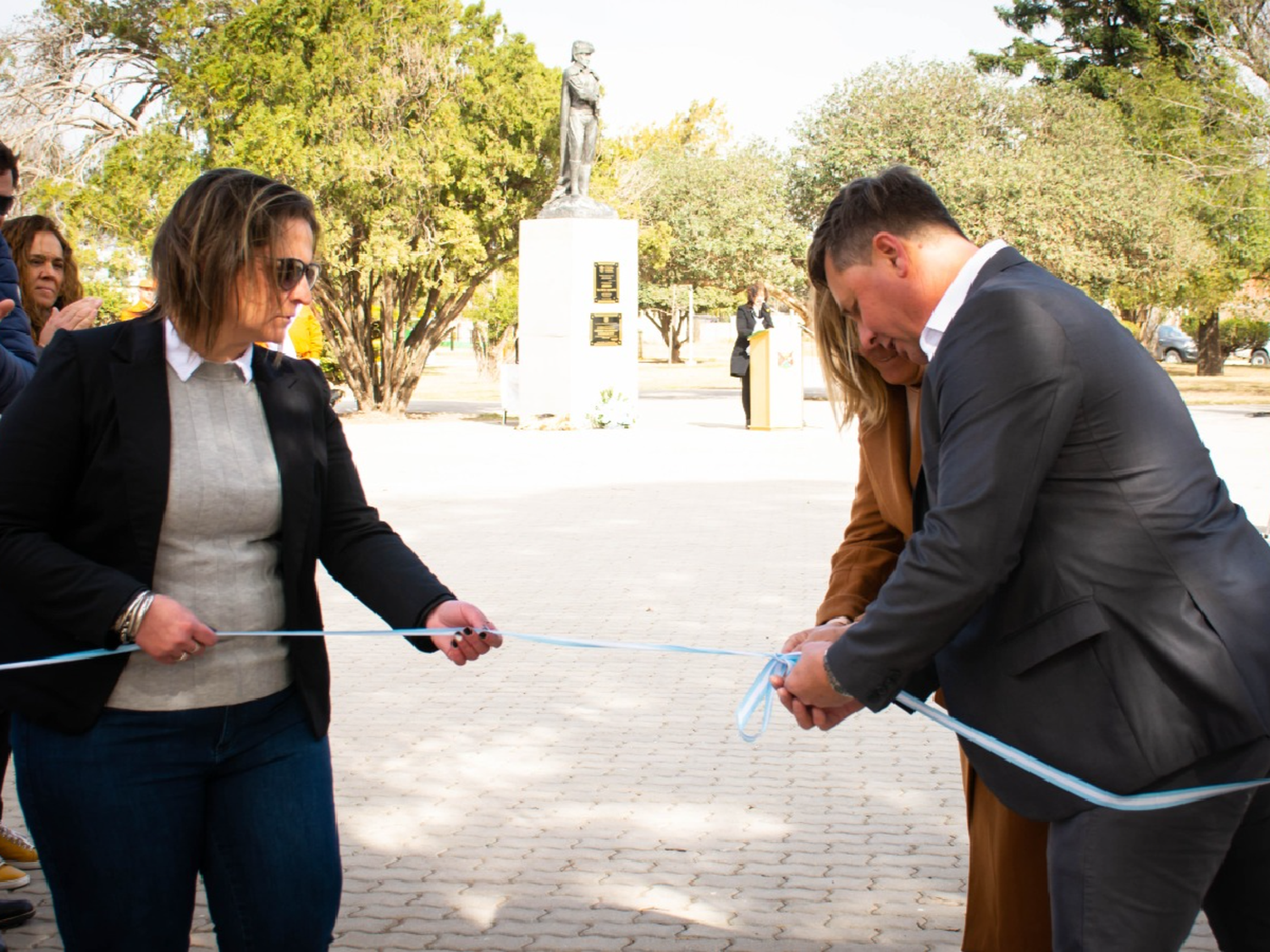 Así fue la inauguración de la remodelada Plaza San Martín en Colonia Marina