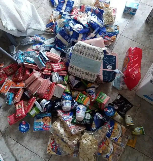Decomisaron alimentos vencidos en un comercio
