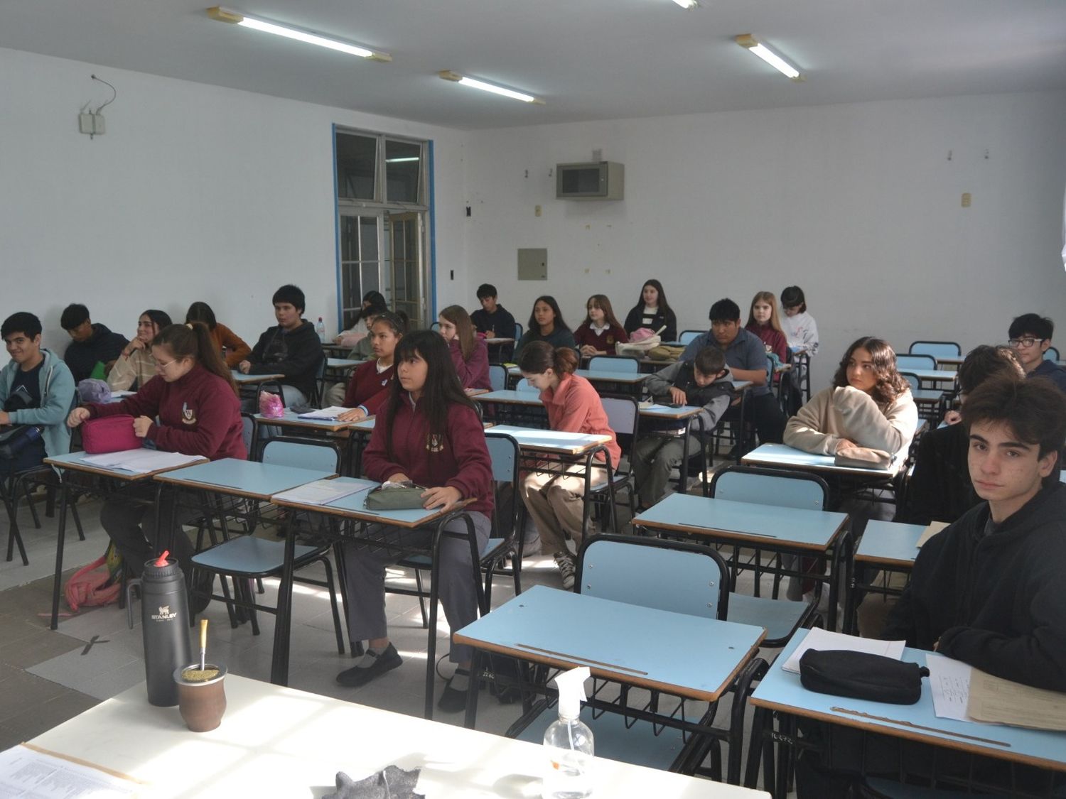 Una treintena de jóvenes participaron del intercolegial de OMA.