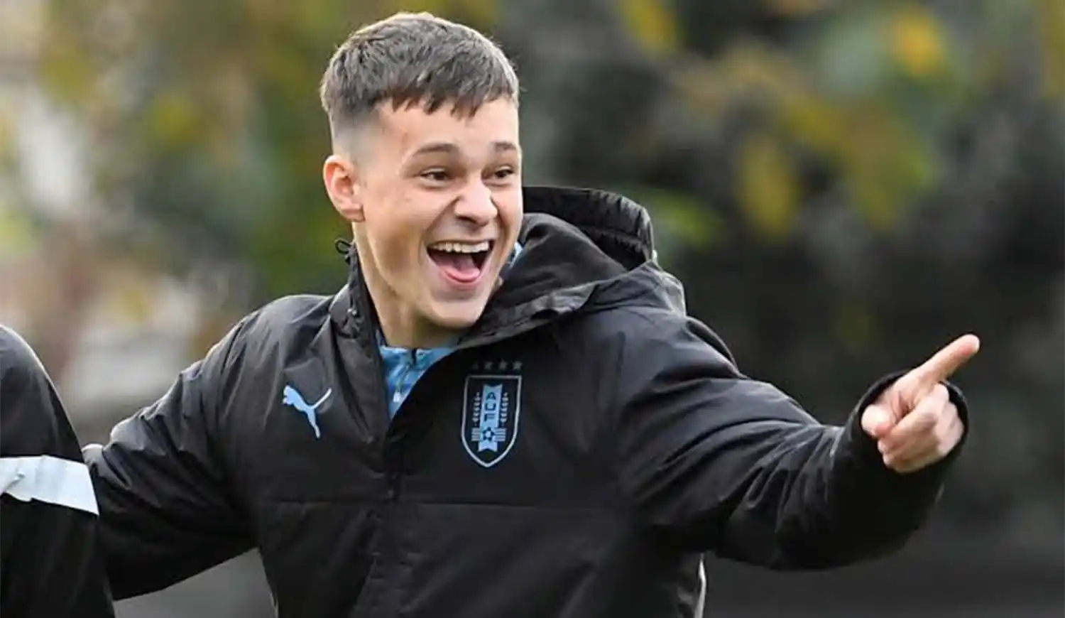 El uruguayo Matías Abaldo con la ropa de la Selección Uruguaya.