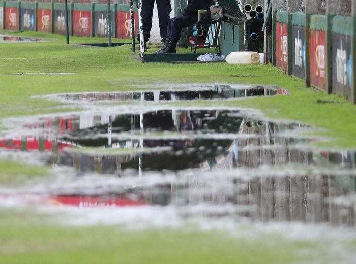 La lluvia evitó que se pueda jugar la fecha.