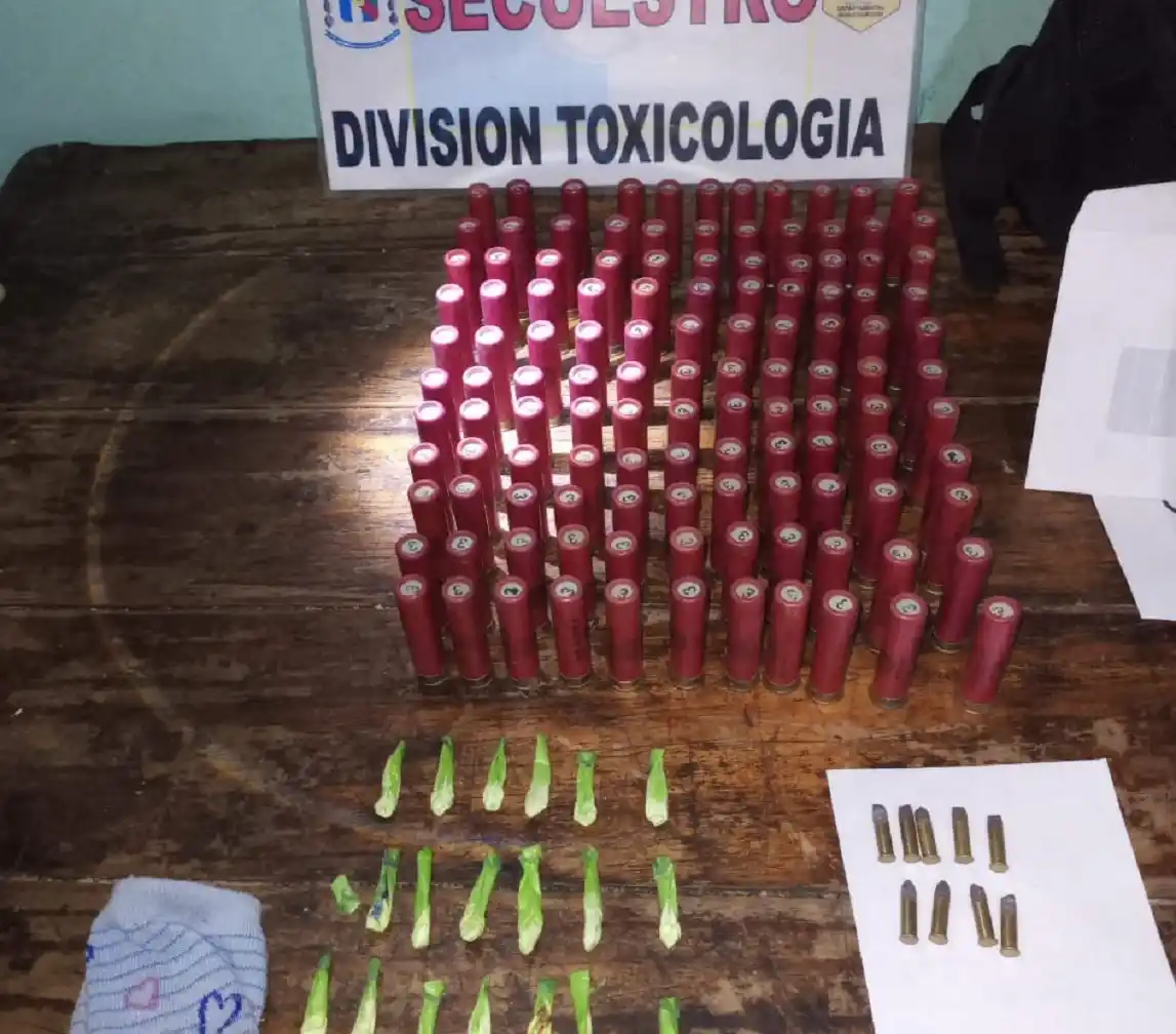 Narcomenudeo: realizaron un allanamiento en el Barrio Fiorotto y detuvieron a una persona