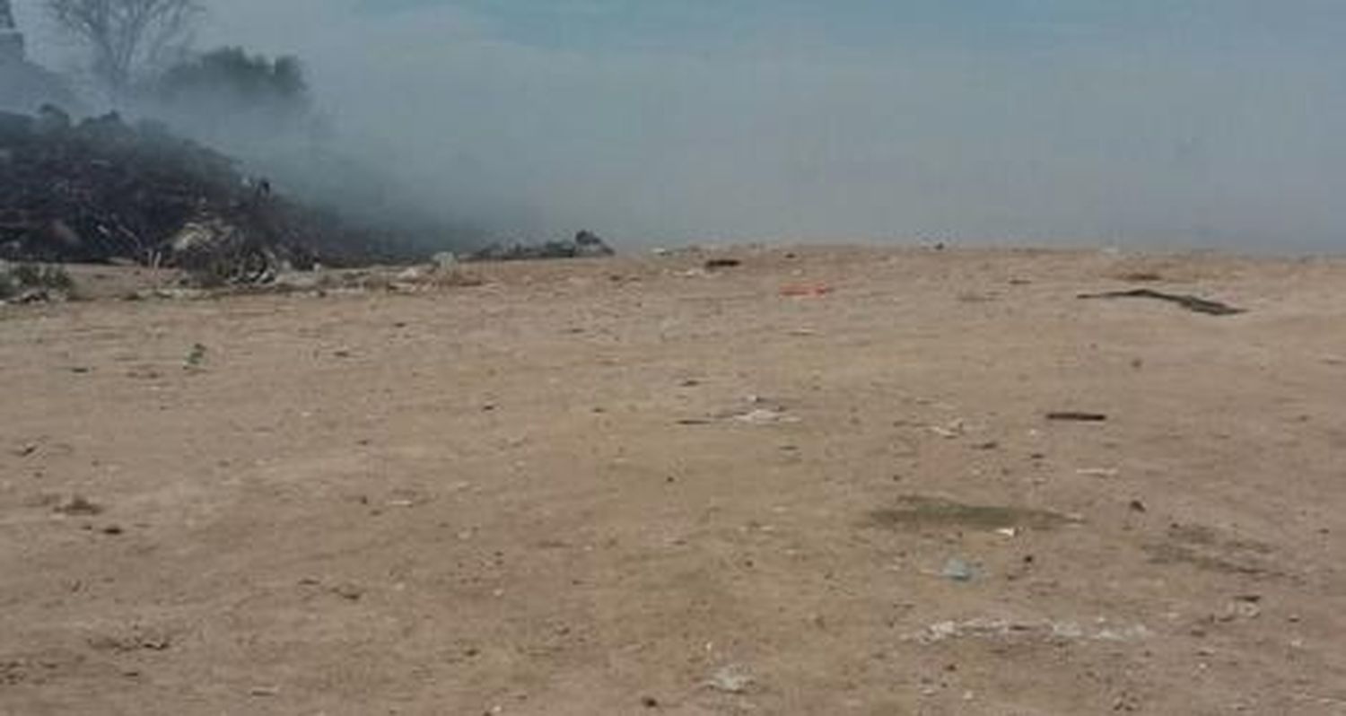 Fuego en el basural: “Nos vamos a morir con este humo”
