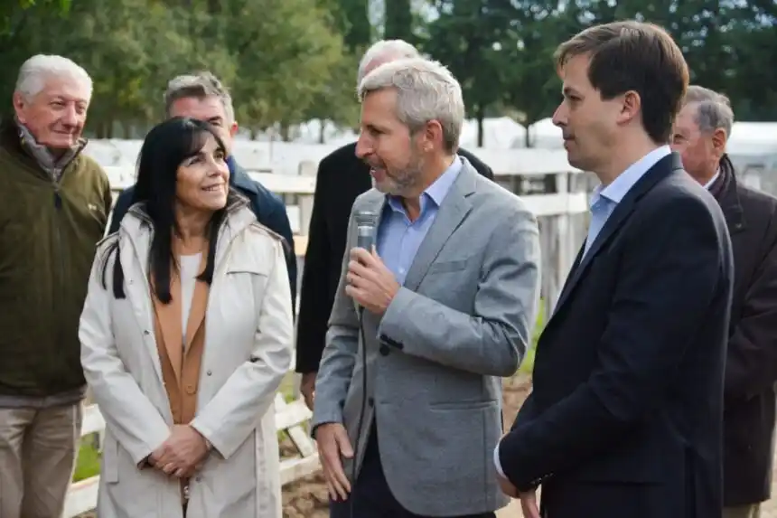 Frigerio y Aluani participaron de la apertura de la XX Expo Provincial de la Leche en Nogoyá