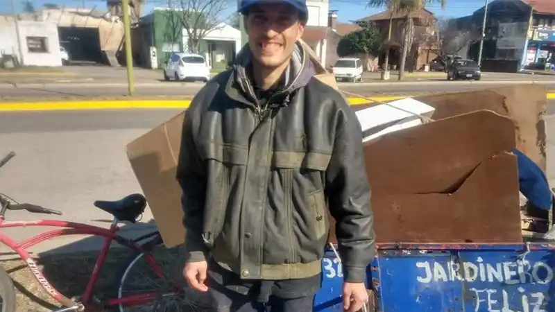 Un cartonero encontró un millón de pesos y los devolvió