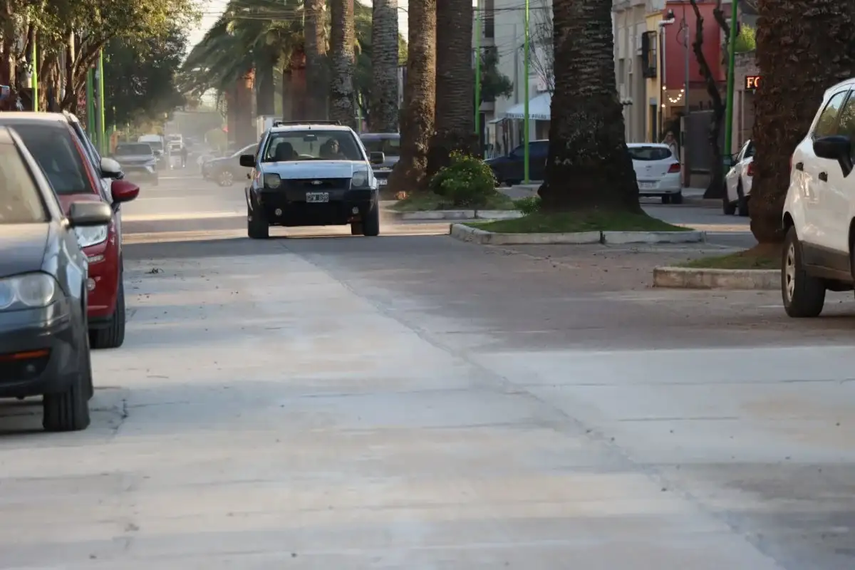 Rehabilitaron el tráfico vehicular en la mano oeste de la avenida Primera Junta