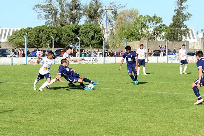 Ladrones se llevaron objetos de la cancha de fútbol de Ministerio