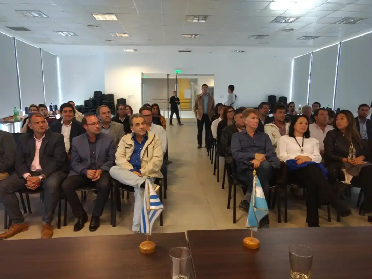 Importante encuentro para incentivar el comercio exterior entre San Francisco y Uruguay 