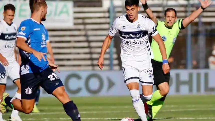 Gimnasia se lo dio vuelta a Talleres y festejó como local