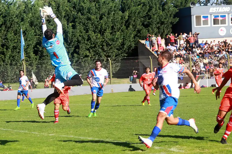 Cuatro equipos quieren ganar en el arranque de la cuarta fecha