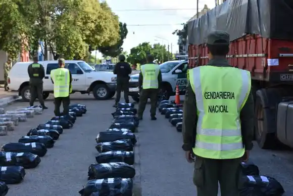 Un conductor ocultaba 978 kilos de marihuana entre carga de arroz