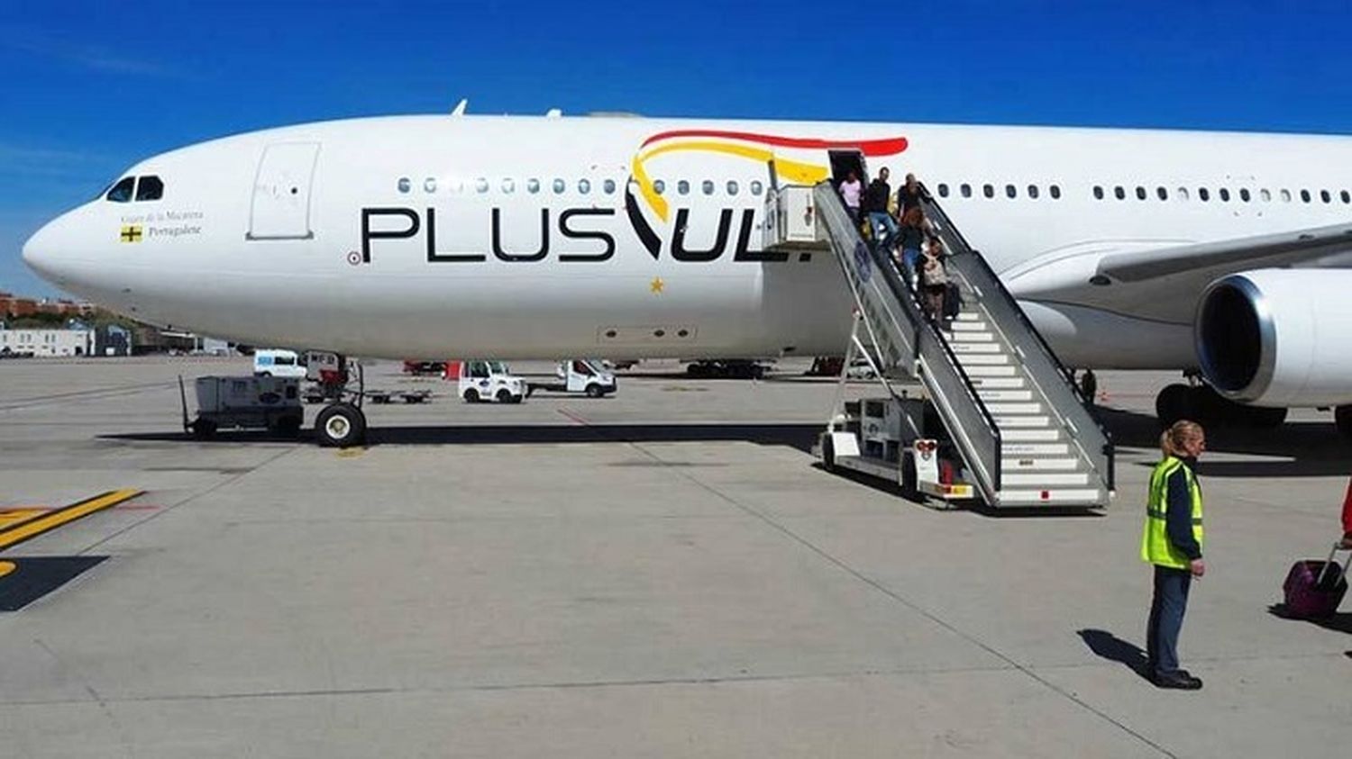 ESPAÑA PROPICIA UN MONOPOLIO PARA PLUS ULTRA: retira permisos a Iberia y Air Europa