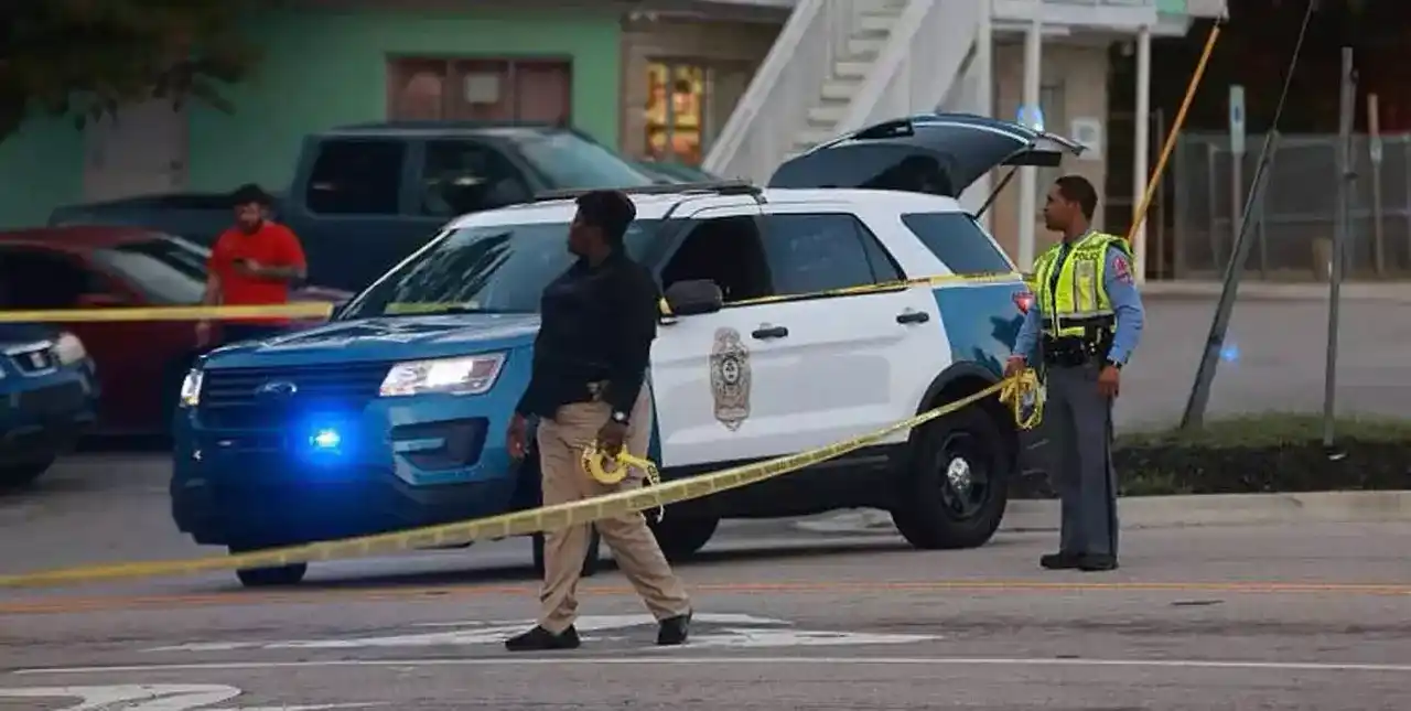 Tiroteo en Carolina del Norte dejó cinco muertos: detuvieron a un sospechoso