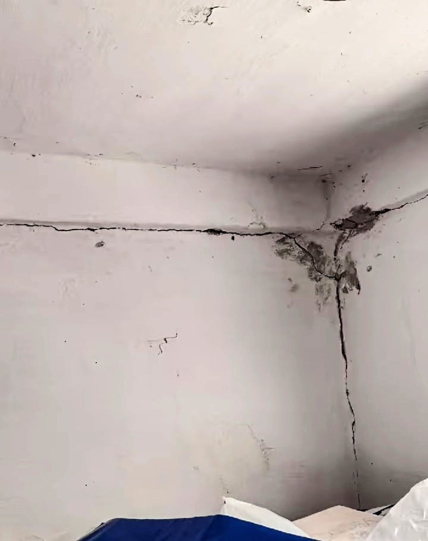 Puerto Ruiz: Preocupación por las condiciones edilicias de la escuela