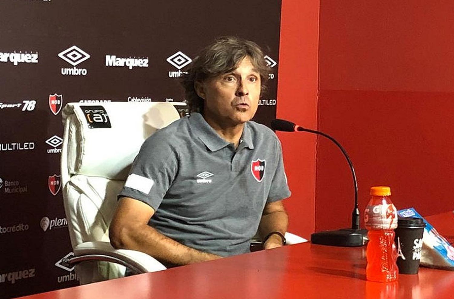 «Estoy muy satisfecho con lo que hizo el equipo a nivel actitud y juego»