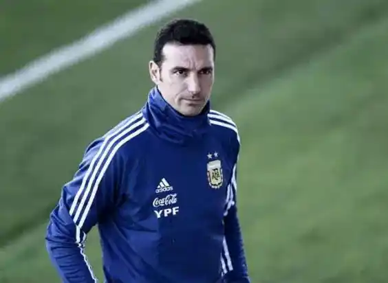 Scaloni confirmado como técnico de Argentina