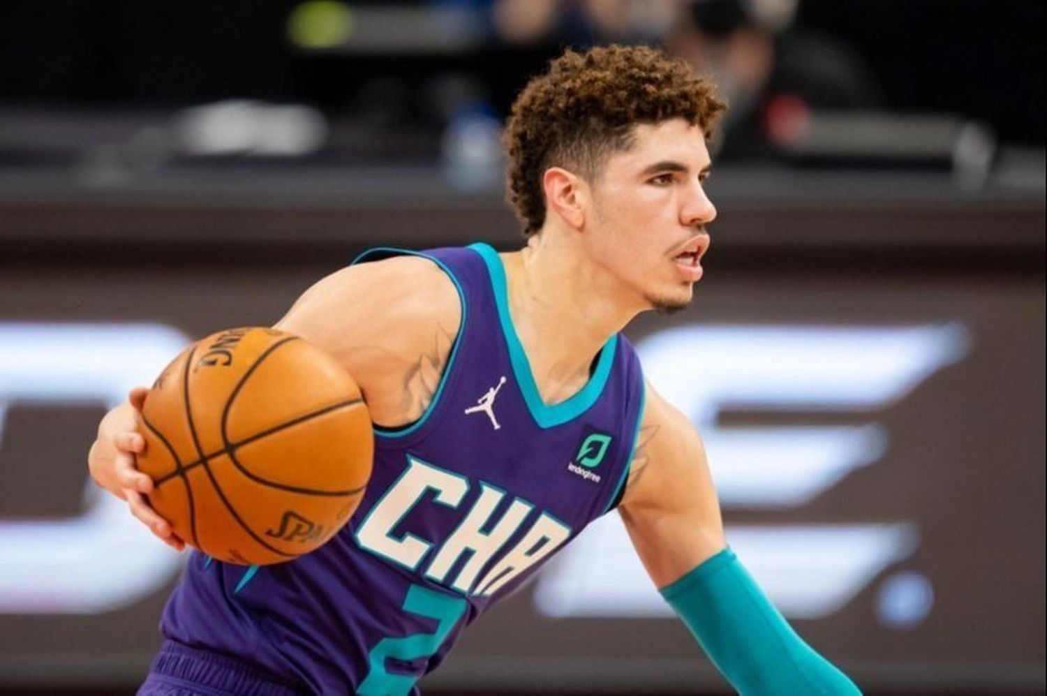 Escándalo en la NBA: Denuncian a LaMelo Ball por atropellar a un niño