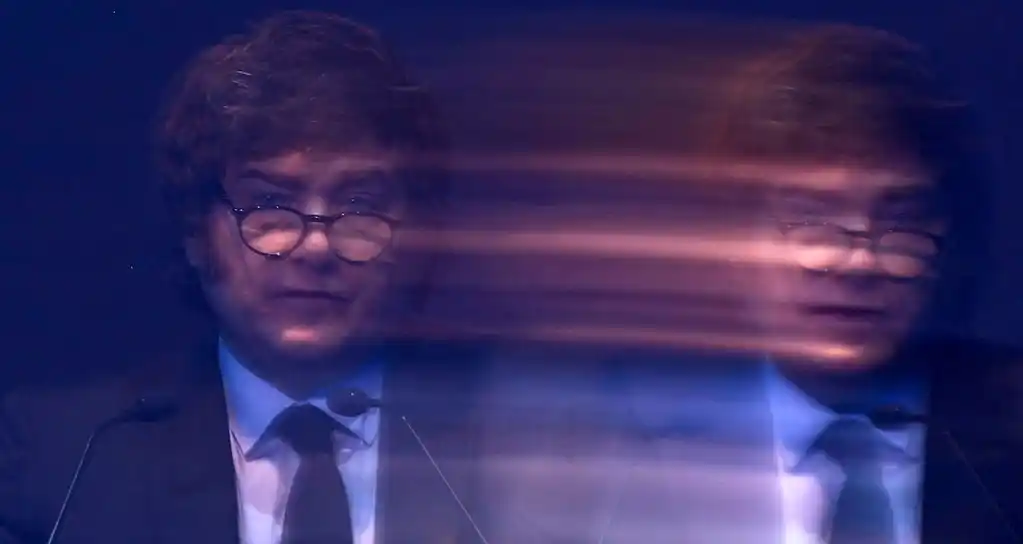 La imagen del gobierno de Milei volvió a desdibujarse en junio, según el ICG de la Universidad Di Tella. Foto: REUTERS / Agustin Marcarian.