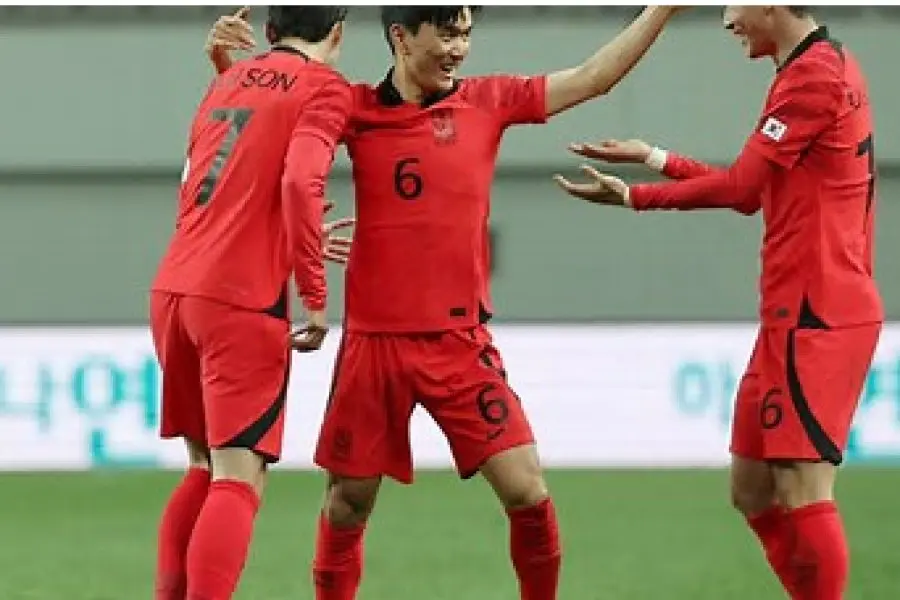 Piden cuatro años de prisiòn para futbolista coreana por grabar sus encuentros sexuales
