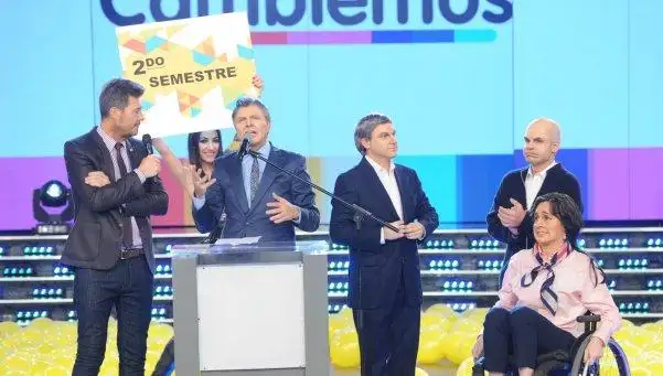 Sosa e Iglesias Jr, al teléfono y " Mauricio" inauguró el segundo semestre