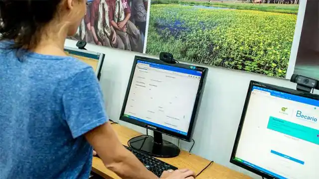 El sistema online de becas registró más de 10.000 solicitudes