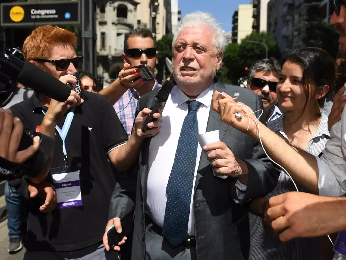 González García: "El sistema de salud de la Argentina está en un estado crítico"