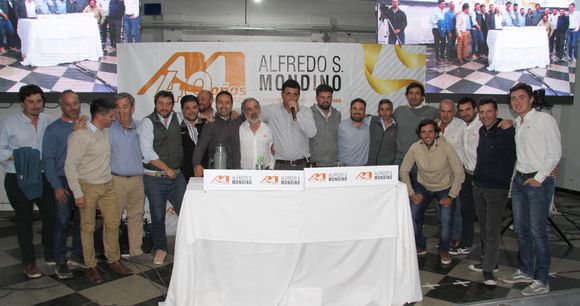 Locos de remate, locos de contentos