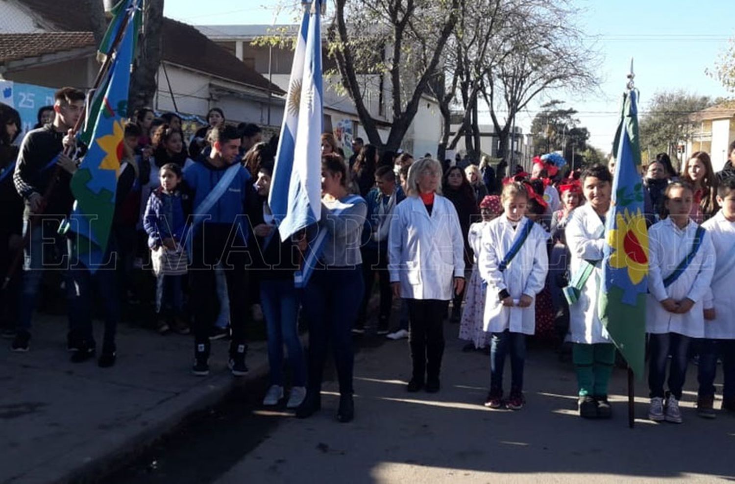 Una escuela cortó la calle porque está sin gas hace 9 meses