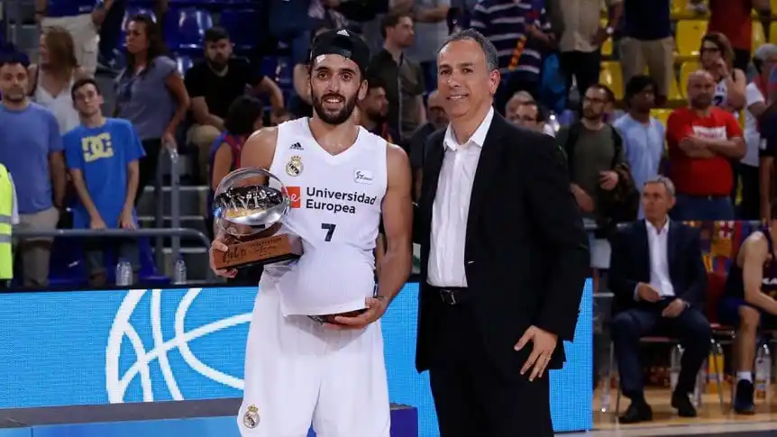 Campazzo la rompió y el Real Madrid se consagró campeón de la Liga Española