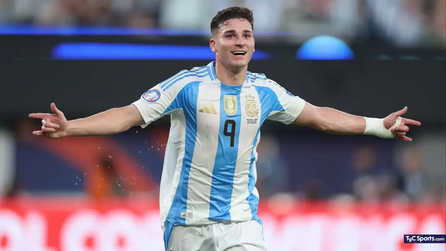 Atlético de Madrid le hizo una impactante oferta al Manchester City por Julián Álvarez