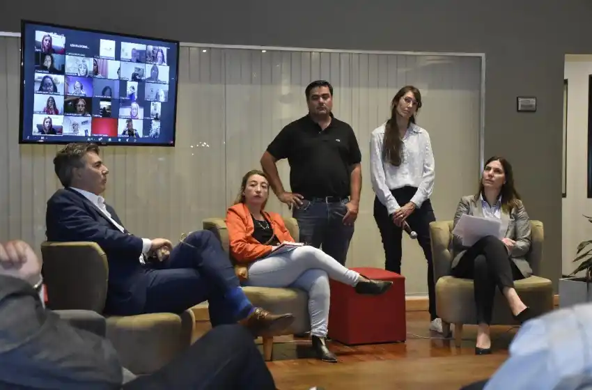 “El radicalismo sigue formando a sus representantes y se compromete con los desafíos que vienen”