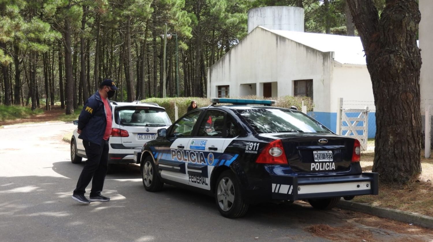 Escándalo en Pinamar: Empleados municipales cobraban el monto de las “Tarjetas Alimentar” con posnet truchos