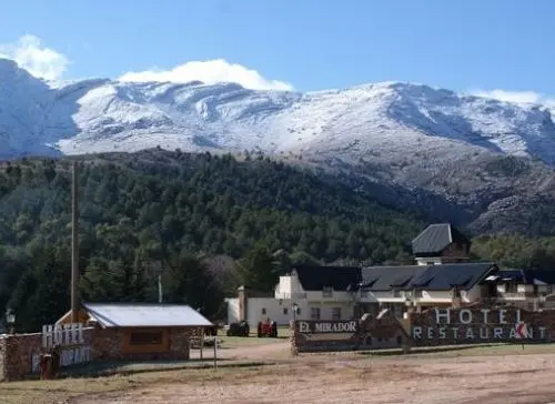 Ola de frío: Nevó en Sierra de la Ventana