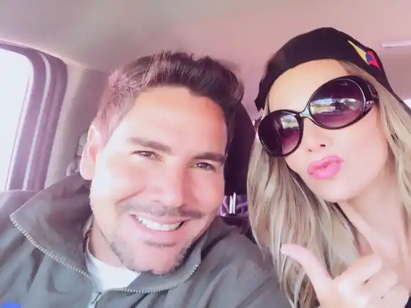 “Se casó con Winston y puso su rodilla en tierra”