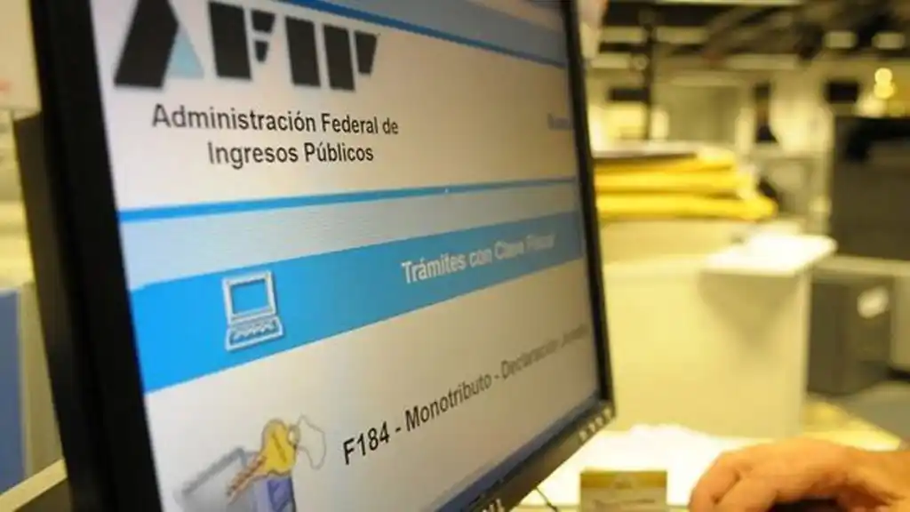 Impuestos y servicios con prórroga