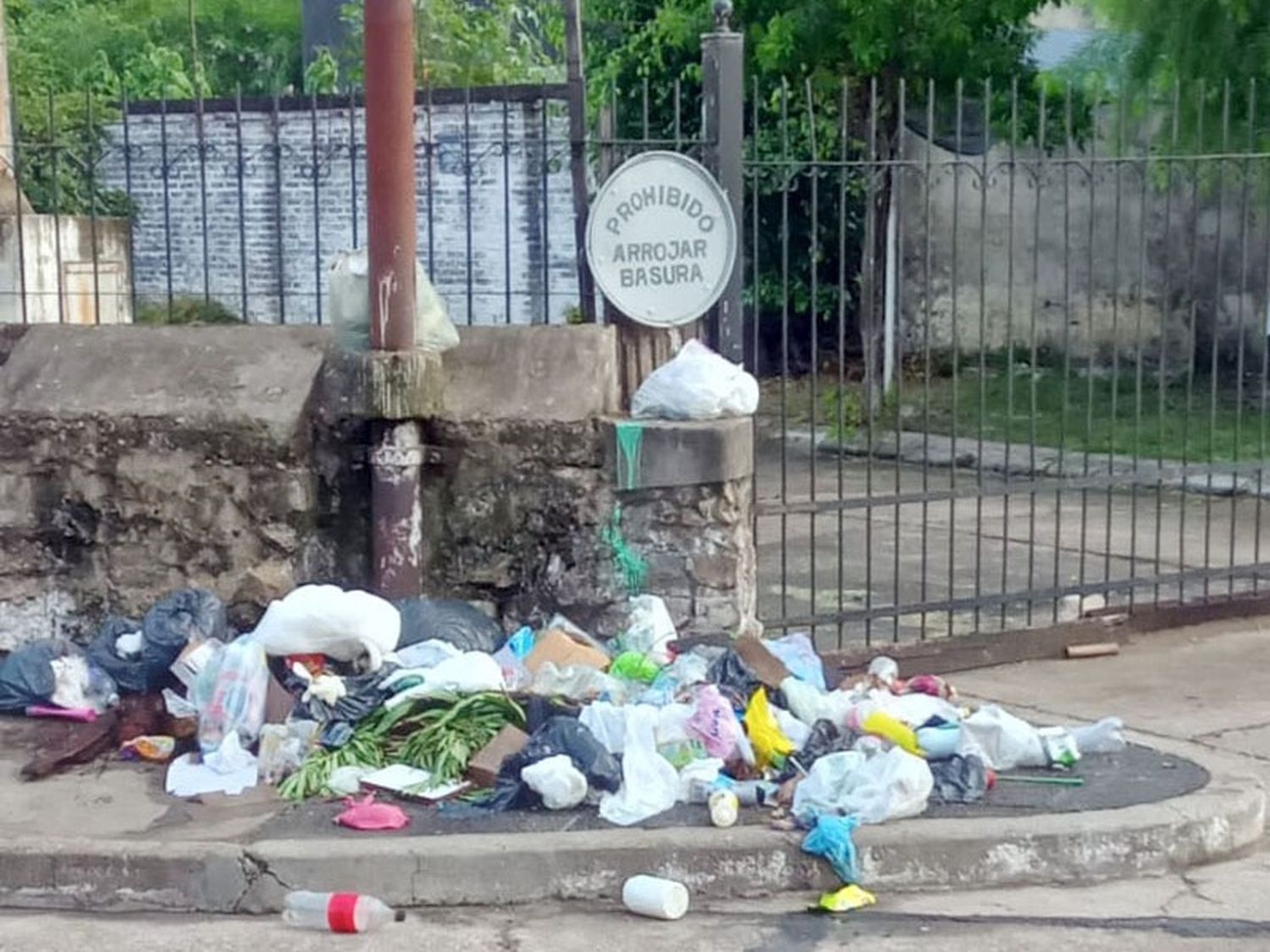 Ironía urbana en Laprida y Vélez Sarsfield