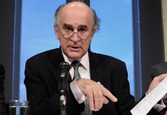 El Ejecutivo denunció a Stiuso por "contrabando"