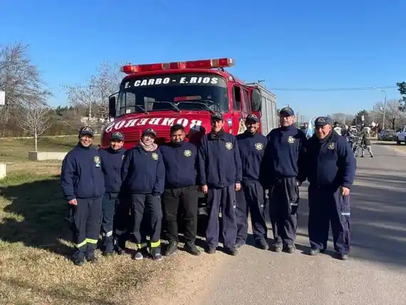 Enrique Carbó celebra el 3° aniversario de sus Bomberos Voluntarios