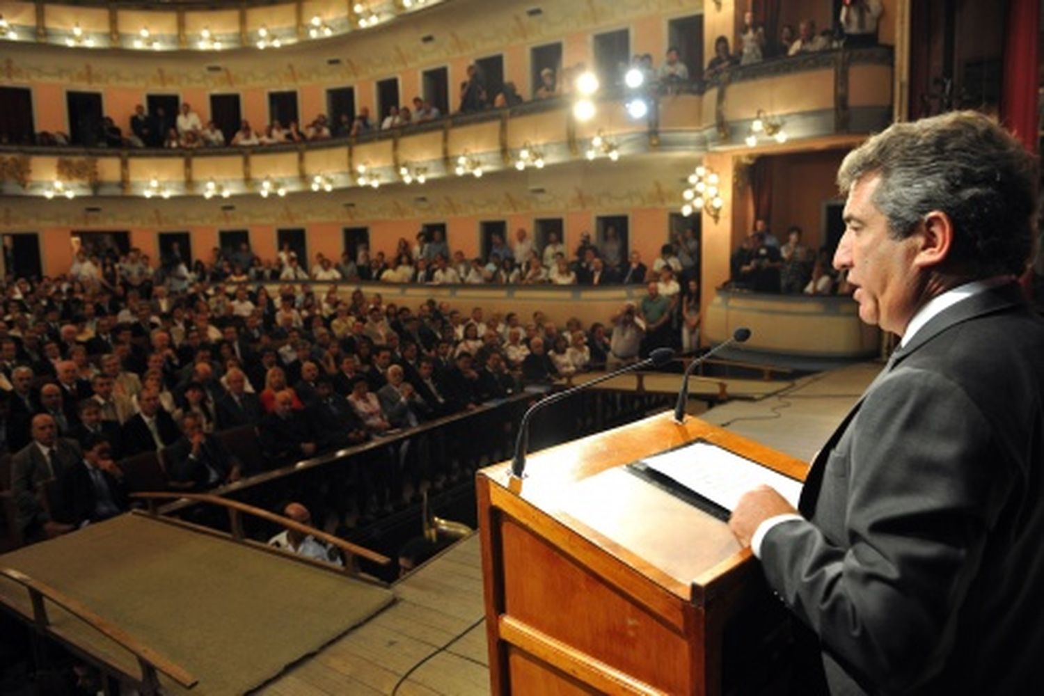 El gobernador hablará este viernes ante la Asamblea Legislativa