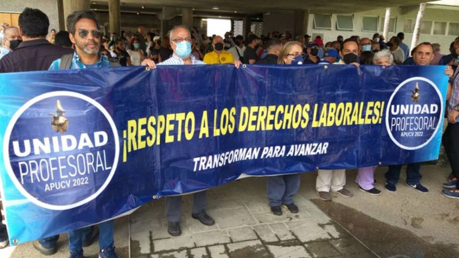 SI NO CUMPLEN VAN A PARO: profesores y trabajadores universitarios protestan en la UCV para exigir derechos laborales