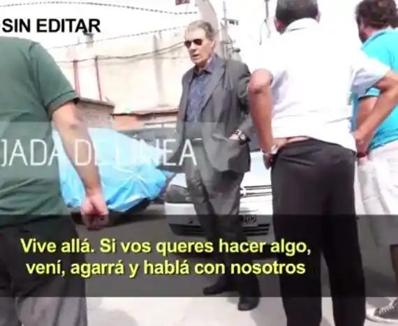 Video: Así agredieron a Victor Hugo Morales en el "Muro de Clarín"