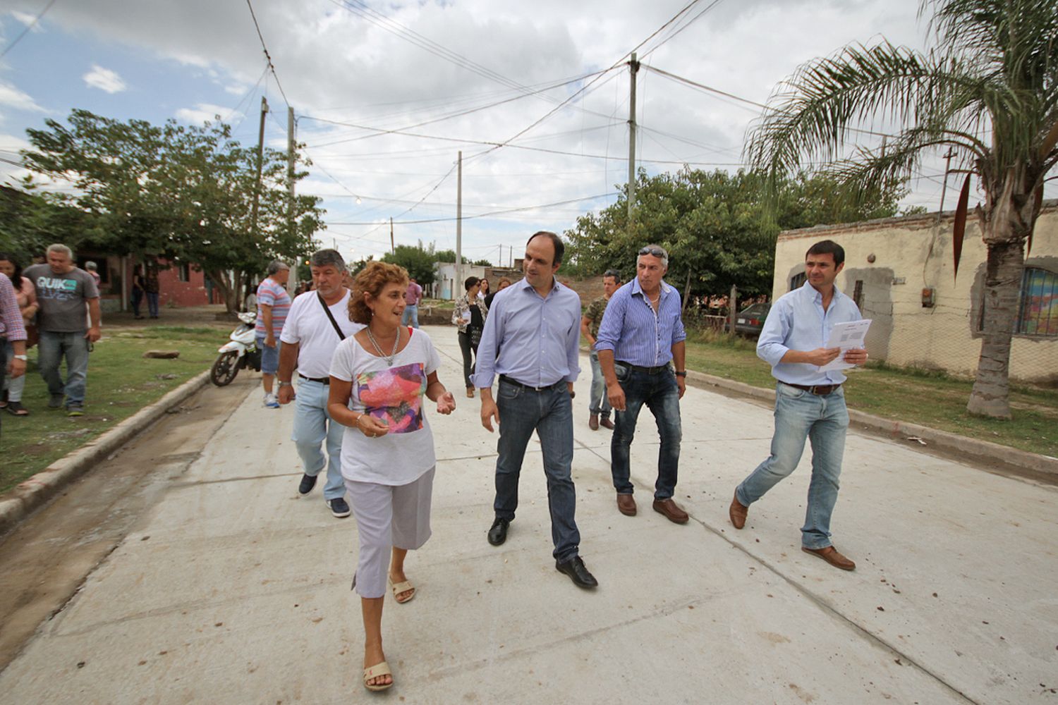 “Estamos realizando un plan de obras histórico para los barrios”