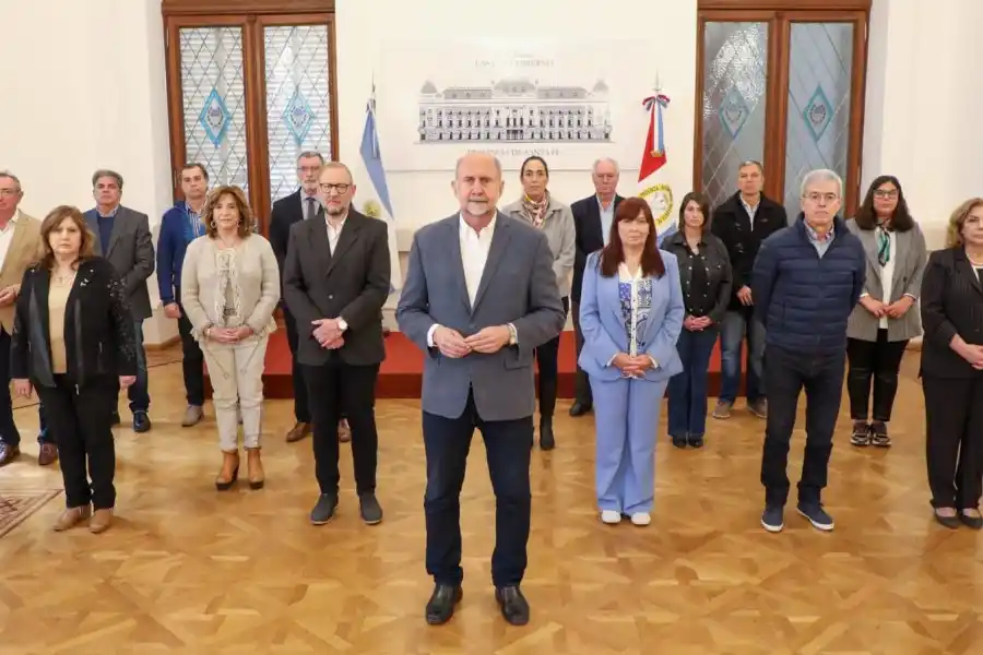 Perotti abogó por "más diálogo y más unidad para todos los argentinos y santafesinos"