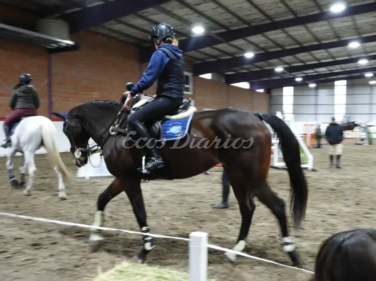 Agostina Rodríguez, previo a su salto en 1 metro y 1,10 metros