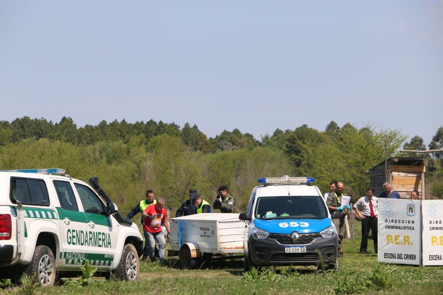 La Gendarmería Nacional, junto a la Fiscalía en el lugar del homicidio 