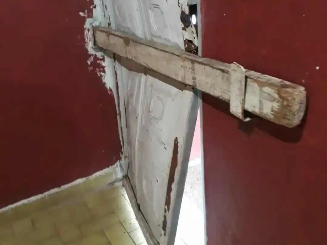 Actos vandálicos en el polideportivo de Villa Domínguez: piden compromiso ciudadano