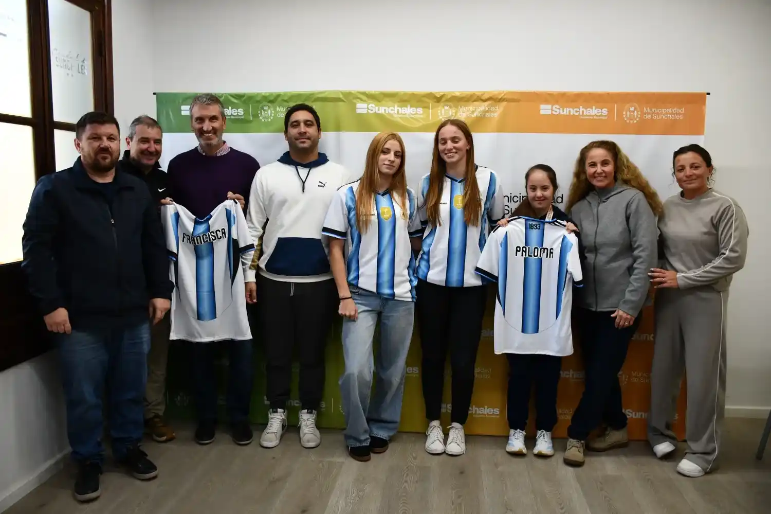 El municipio reconoció a deportistas locales por sus logros internacionales