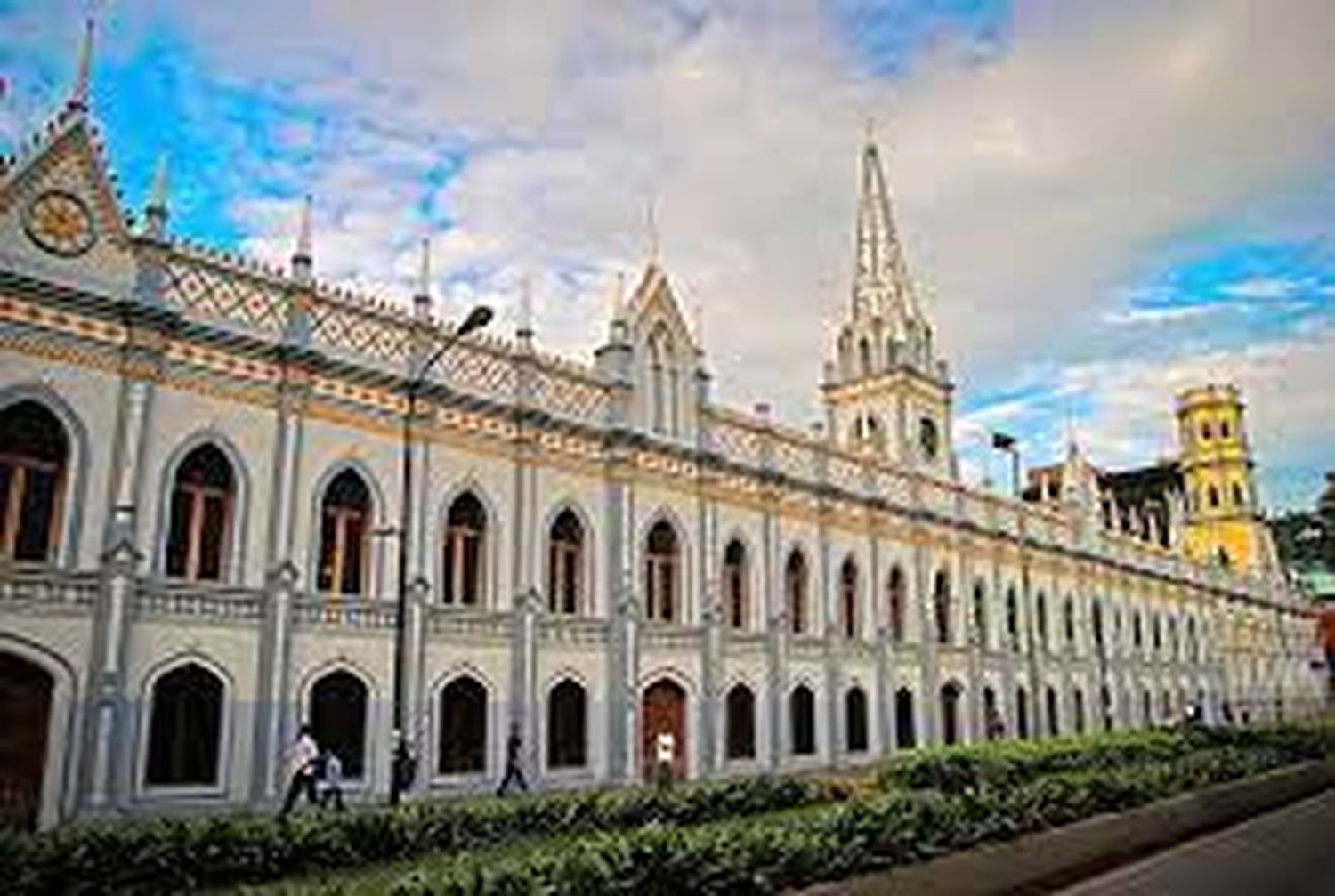 ACADEMIA DE MEDICINA alerta sobre vacunas cubanas