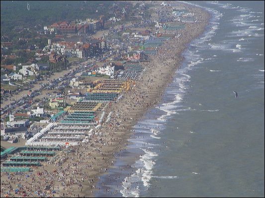 Fin de semana largo: Esperan la movilización de 1,1 millones de turistas
